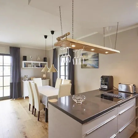 Reetland Am - Premium Reetdachvilla Mit 3 Schlafzimmern, Sauna Und Kamin E15 *