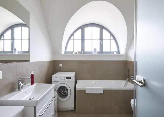 펜션 Reetland Am - Premium Reetdachvilla Mit 3 Schlafzimmern, Sauna Und Kamin E15