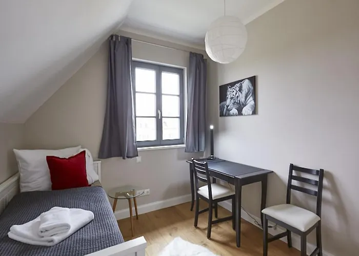 Reetland Am - Premium Reetdachvilla Mit 3 Schlafzimmern, Sauna Und Kamin E15